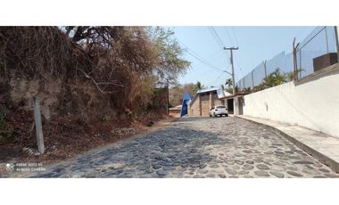 CASA EN VENTA A ORILLA DEL LAGO 