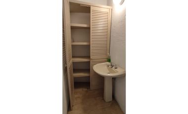 CASA EN VENTA A ORILLA DEL LAGO 