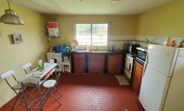 Casa 3 ambientes en venta - Moreno