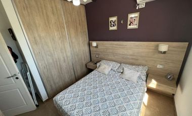 VENTA DE EXCELENTE DUPLEX 3 AMBIENTES EN BARRIO CERRADO LOS ROBLES - MONTE GRANDE -  IMPECABLE