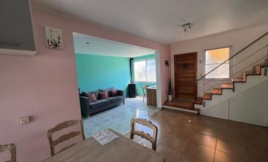 VENTA DE EXCELENTE DUPLEX 3 AMBIENTES EN BARRIO CERRADO LOS ROBLES - MONTE GRANDE -  IMPECABLE