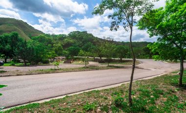 CASA VENTA LA CALDERA SALTA 3 DORMITORIOS Y PILETA