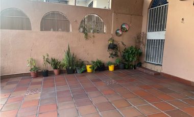 Venta de casa en Altos de Santa María GTA