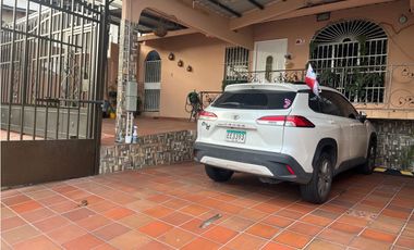 Venta de casa en Altos de Santa María GTA