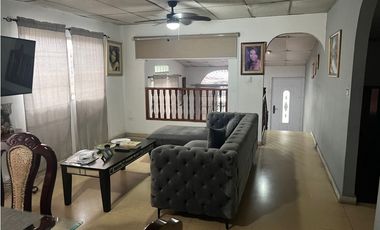 Venta de casa en Altos de Santa María GTA
