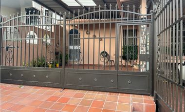 Venta de casa en Altos de Santa María GTA