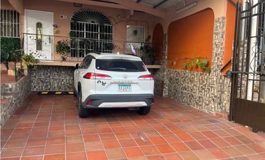 Venta de casa en Altos de Santa María GTA
