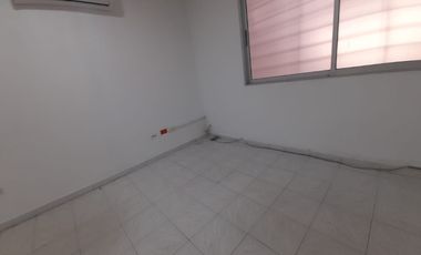 casa-local en arriendo en el tabor. Cod A121038