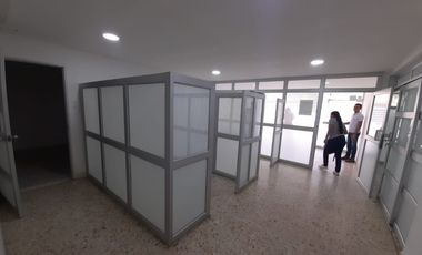 casa-local en arriendo en el tabor. Cod A121038