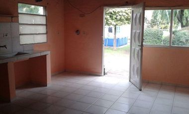 Casa en venta - 3 Dormitorios 2 Baños - Cochera - 960Mts2 - General Arenales