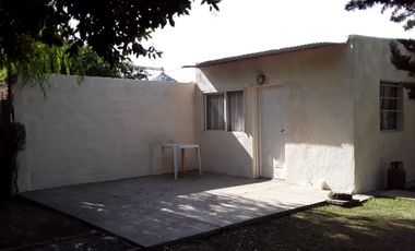 Casa en venta - 3 Dormitorios 2 Baños - Cochera - 960Mts2 - General Arenales