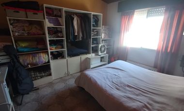 Casa en venta - 3 Dormitorios 2 Baños - Cochera - 960Mts2 - General Arenales