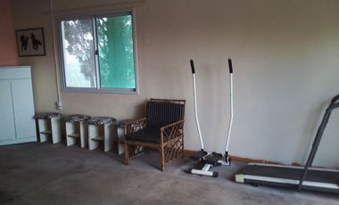 Casa en venta - 3 Dormitorios 2 Baños - Cochera - 960Mts2 - General Arenales