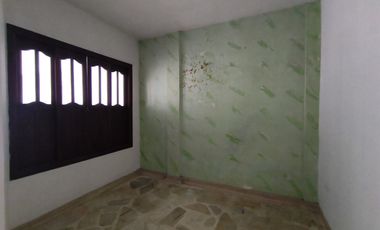 casa en venta en avenida libertadores. Cod V31682