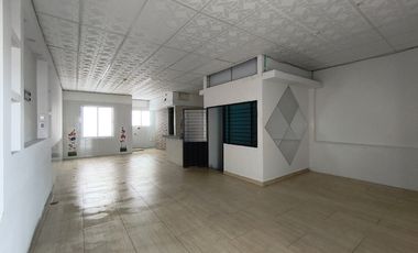 casa en venta en avenida libertadores. Cod V31682