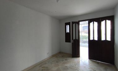 casa en venta en avenida libertadores. Cod V31682