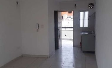 Monoambiente en venta en Moron Centro
