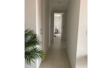 VENTA DE  APARTAMENTO AMOBLADO 3 REC EN TORRE DE VERSALLES 1