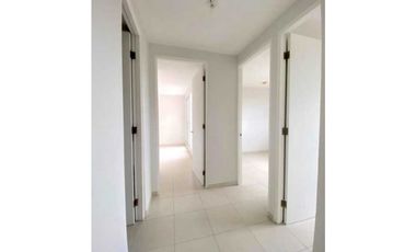 VENTA DE  APARTAMENTO AMOBLADO 3 REC EN TORRE DE VERSALLES 1