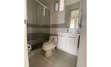 VENTA DE  APARTAMENTO AMOBLADO 3 REC EN TORRE DE VERSALLES 1