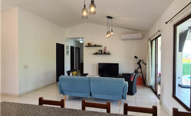 Se vende casa de playa en San Carlos