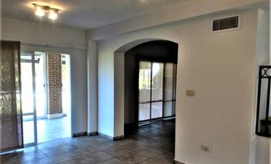 Country en Venta Pilar / Pilar (A008 988)
