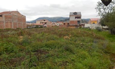 Terreno de venta en Av, Loja – código:14986