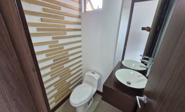 apartamento en arriendo en tres esquinas. Cod A513768