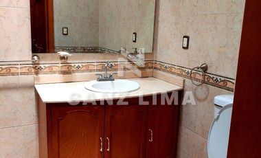 Zona Centro: Amplia casa céntrica de una planta