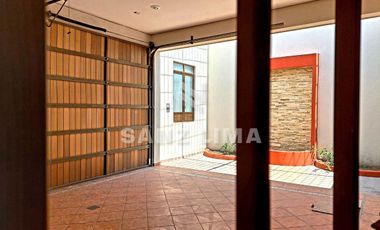 Zona Centro: Amplia casa céntrica de una planta