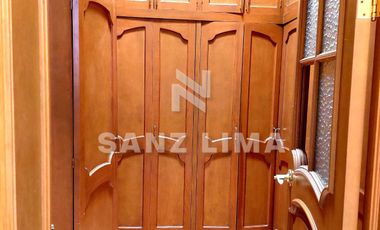 Zona Centro: Amplia casa céntrica de una planta
