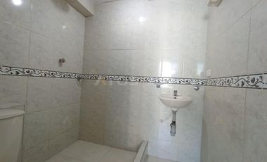 casa en venta en la calleja. Cod V1583