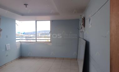 casa en venta en la calleja. Cod V1583