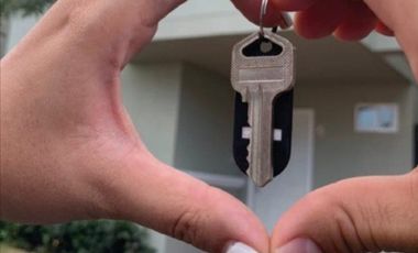 Elegante casa a estrenar en Casalaguna/entrega inmediata/ cerca de Riocentro Dorado