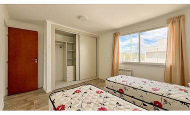 Dúplex tres ambientes. A estrenar. López de Gomara  Venta.