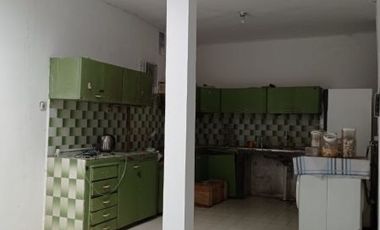 DIKONTRAKKAN Margahayu Raya Barat Estate  60 Jt / tahun LT 144 m2 LB125 m2 LM12 meter 4KT 2Km