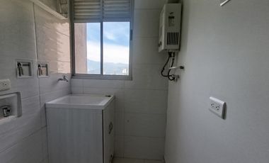 apartamento en arriendo en la ferrería. Cod A213625
