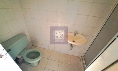 COD. 4590 - SE ARRIENDA APARTAMENTO - BARRIO: SAN FRANCISCO