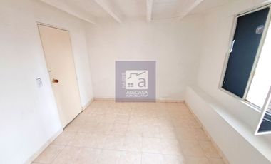 COD. 4590 - SE ARRIENDA APARTAMENTO - BARRIO: SAN FRANCISCO