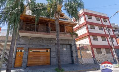 VENTA Casa 5 amb con Quincho, Parrilla, Playroom