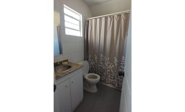 SE VENDE LINDA Y AMPLIA CASA UBICADA EN HERMOSO SECTOR DE CURAUMA