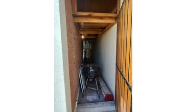 SE VENDE LINDA Y AMPLIA CASA UBICADA EN HERMOSO SECTOR DE CURAUMA