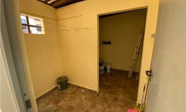 SE VENDE O SE ALQUILA CASA EN RIVER VALLEY