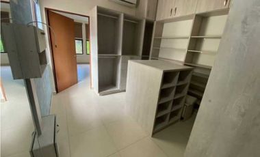 SE VENDE O SE ALQUILA CASA EN RIVER VALLEY