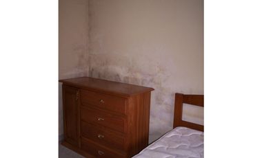 Chalet con oficina y depto independiente