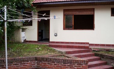 Chalet con oficina y depto independiente