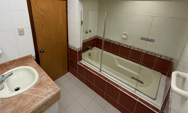 casa en arriendo/venta en riomar. Cod V92885