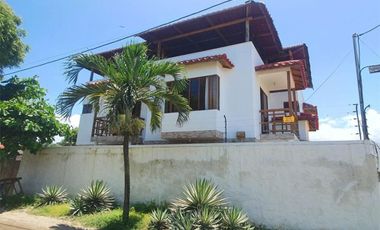 Casa de venta en Jama en primera línea de mar