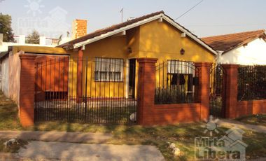Casa Venta - Calle 82 esquina  10 - La Plata