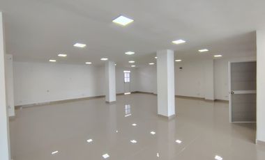 oficina en arriendo en santa lucia. Cod A93011